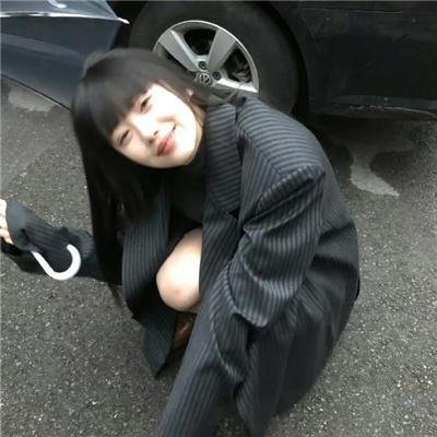 我们在黑夜中相拥